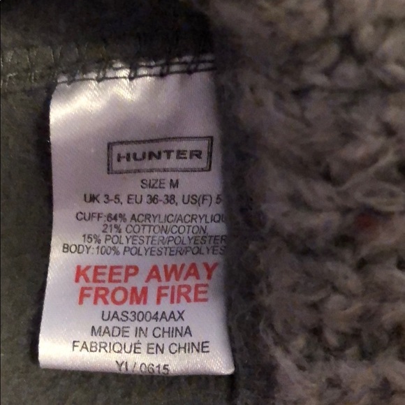 Hunter boots size 6 with size m socks - Picture 6 of 8